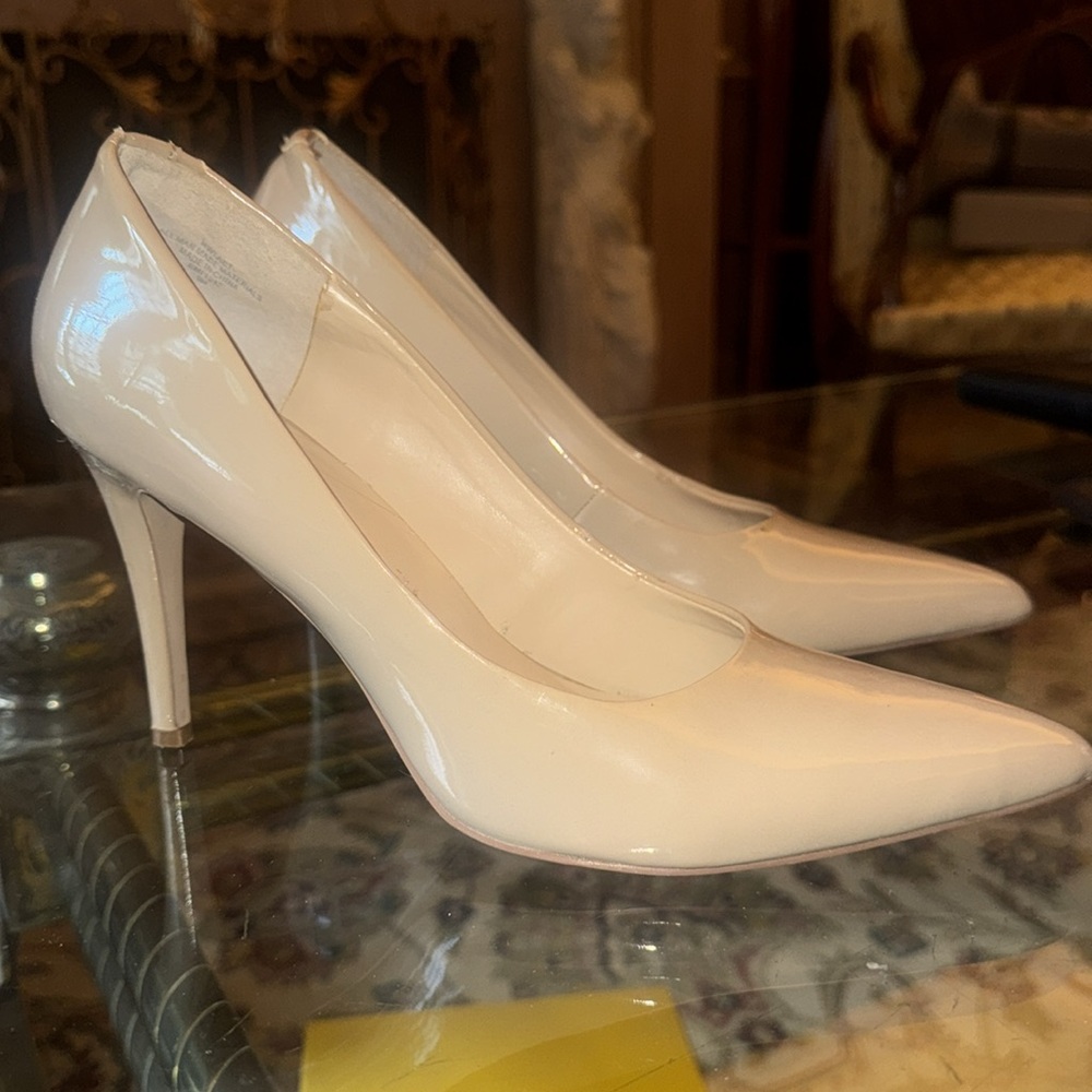 Nine West Women's Beige Heels - Picture 3 of 4